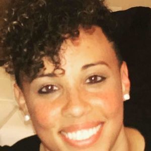 Meet your Posher, Ebony